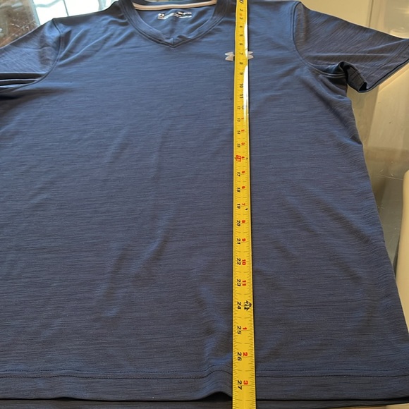 Under Armour, S, loose cut, v neck, earthy blue, heat gear, quick dry. BNWOT. - Picture 4 of 7